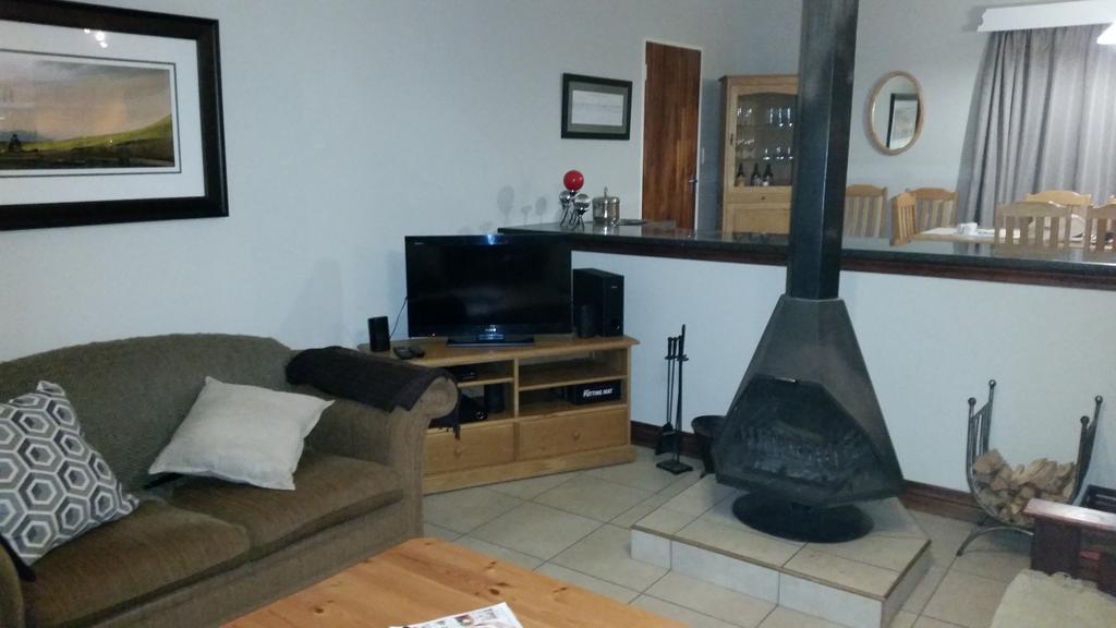 Sangwana 27 Holiday Home Underberg Eksteriør billede
